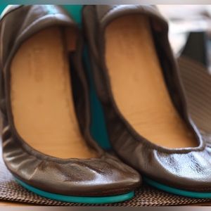 Tieks Chocolate Brown Size 10. Like New.